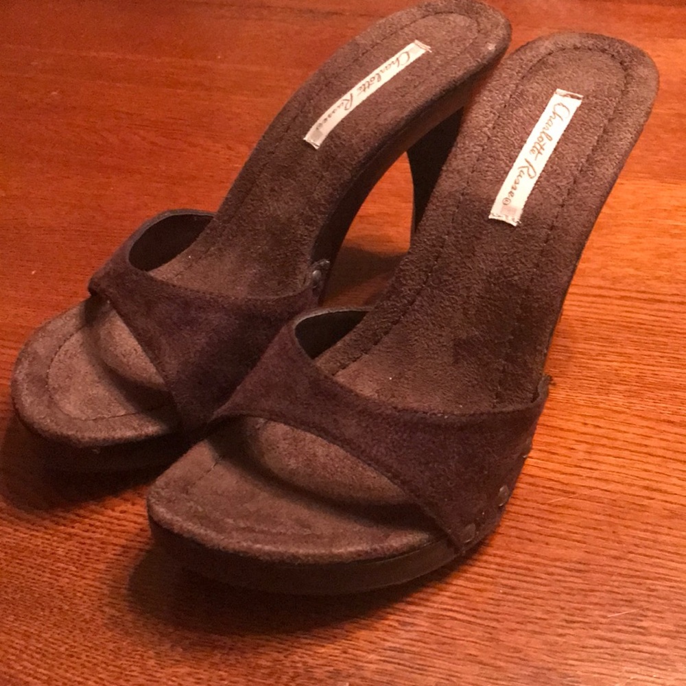 Brown pumps - Picture 2 of 7